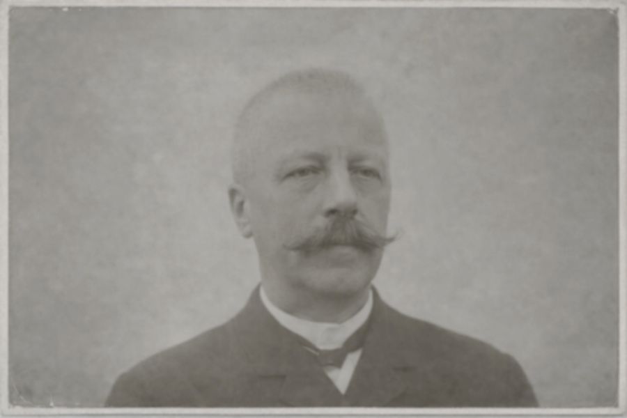 Apotheker Mr. Josef Kos